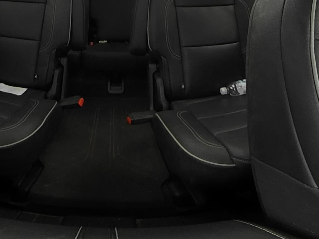Used 2020 Chevrolet Traverse High Country w/ LPO, Floor Liner Package AWD/4WD image 13