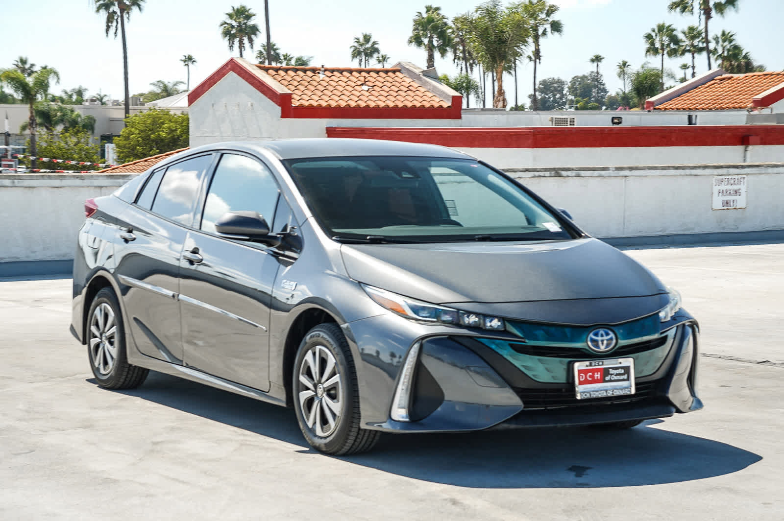 Certified 2021 Toyota Prius Prime XLE w/ Carpet Mat Package (TMS) FWD image 34