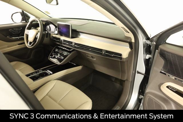 Used 2022 Lincoln Corsair AWD w/ Equipment Group 101A image 64