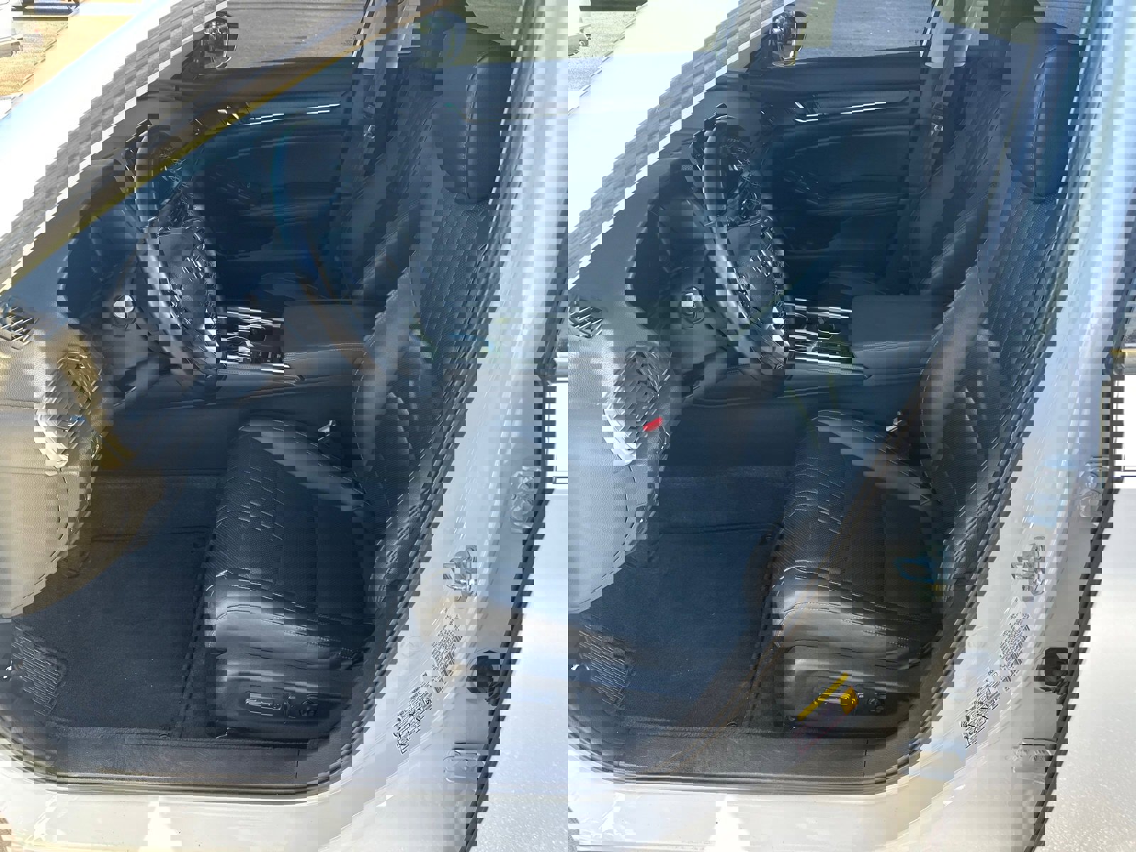 Used 2022 Honda Accord EX-L image 9