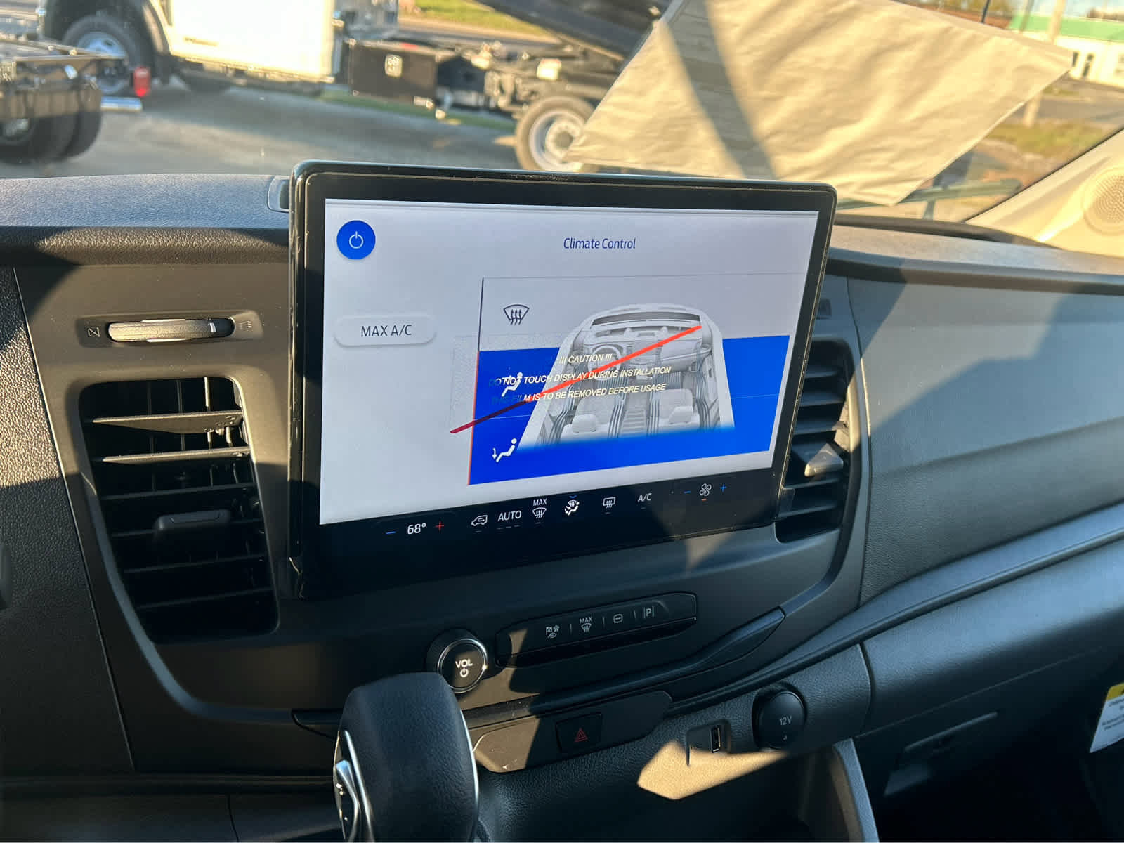 New 2026 Ford Transit 250 148 Medium Roof w/ Load Area Protection Package image 33