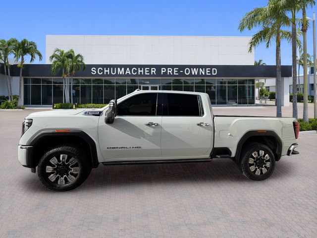 Certified 2025 GMC Sierra 2500 Denali w/ Denali Reserve Package AWD/4WD image 4