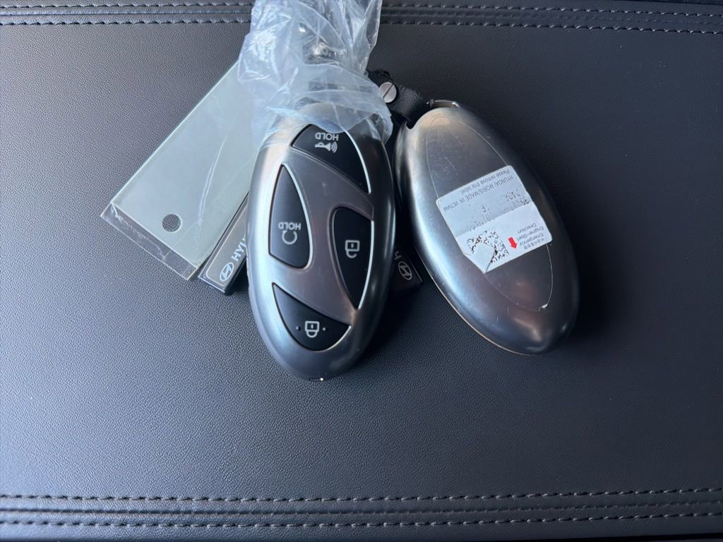 Used 2025 Hyundai Santa Fe SEL image 58