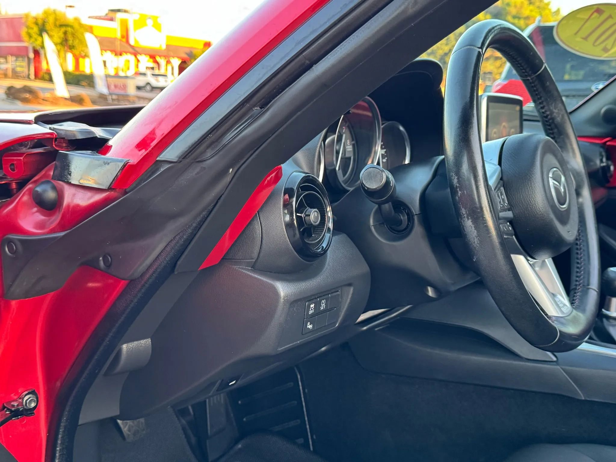 Used 2017 MAZDA MX-5 Miata RF Club image 12