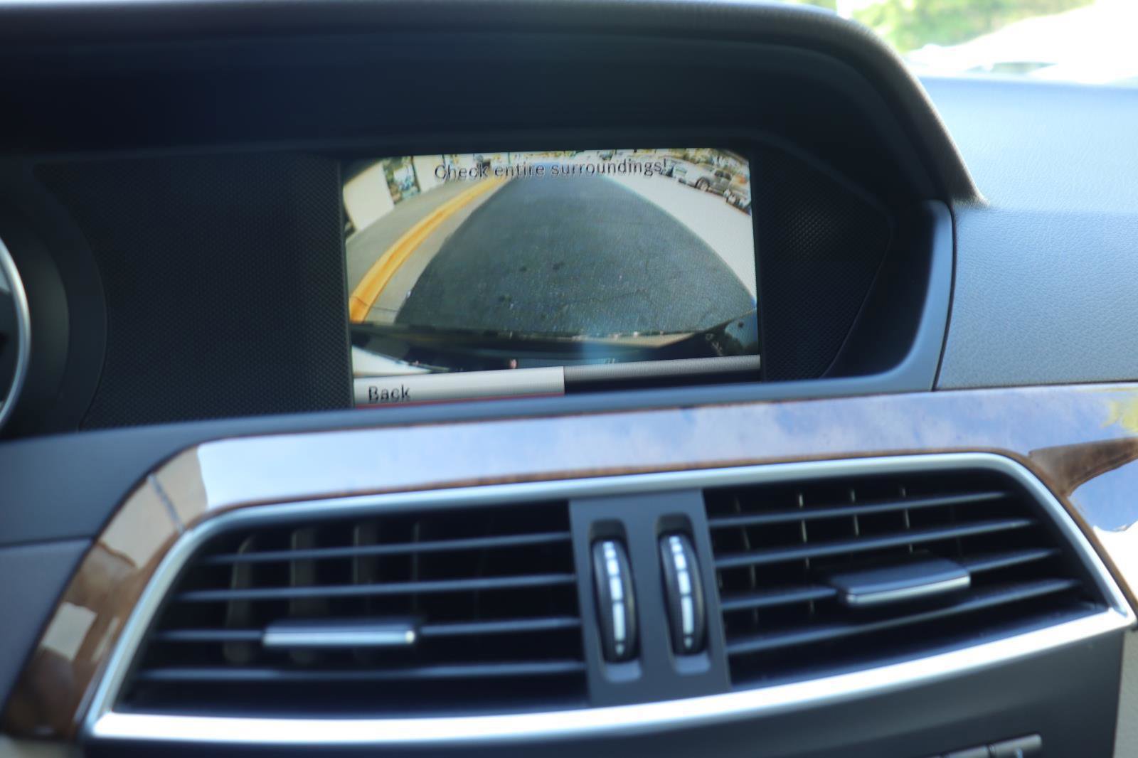 Used 2013 Mercedes-Benz C 250 Luxury image 28