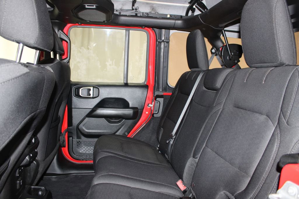 Used 2018 Jeep Wrangler Unlimited Sahara image 22