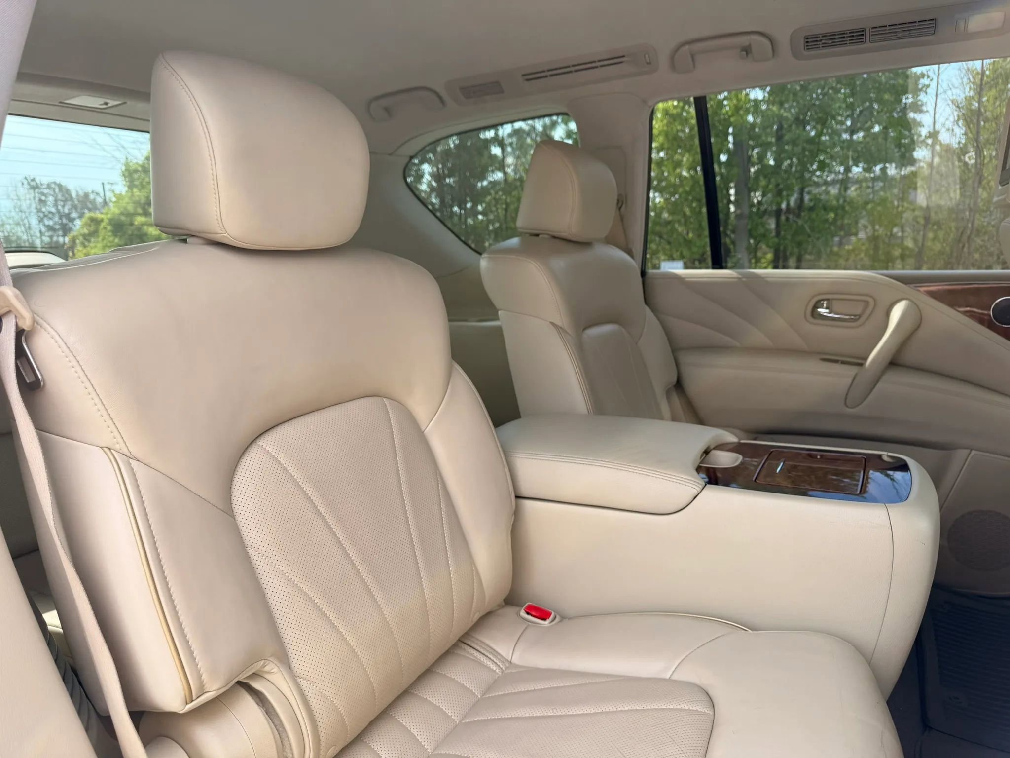 Used 2017 INFINITI QX80 4WD w/ Deluxe Technology Package image 35