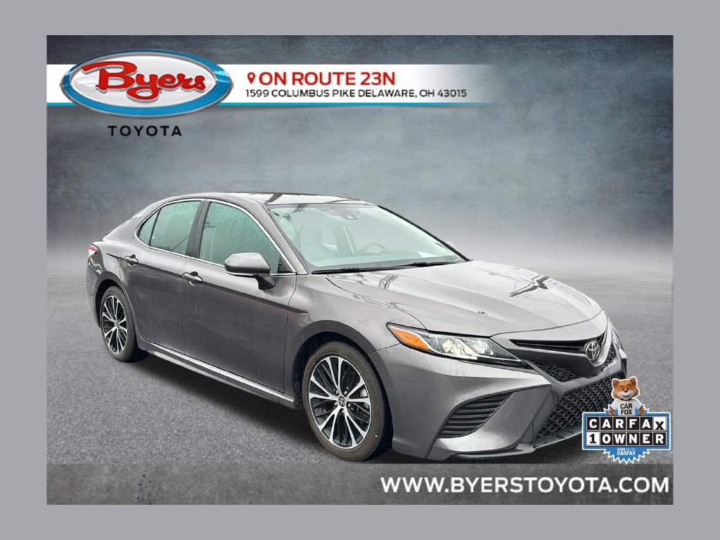 Used 2020 Toyota Camry SE w/ Cold Weather Package