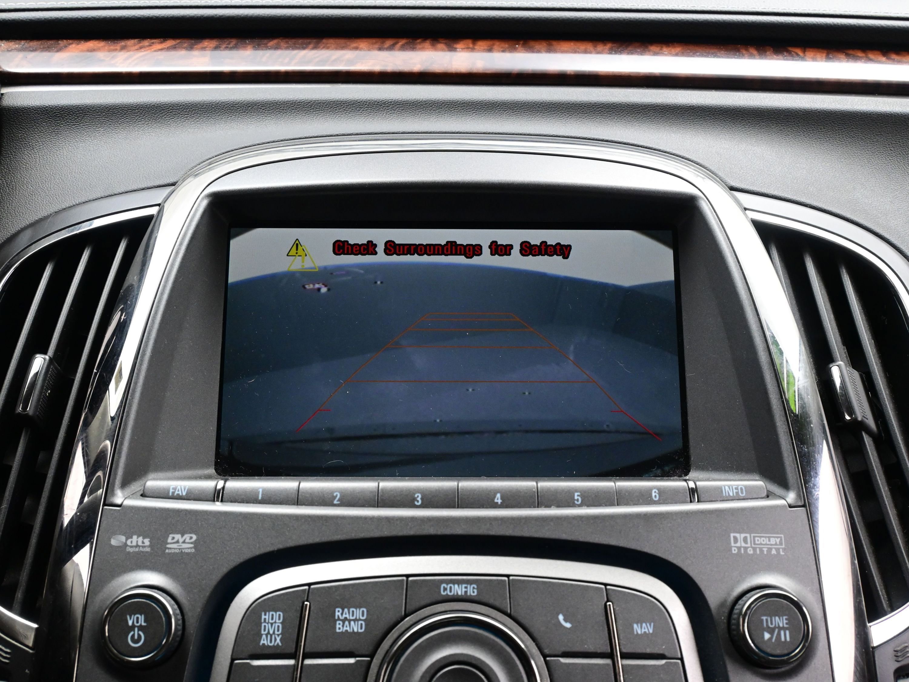 Used 2012 Buick LaCrosse Touring image 16