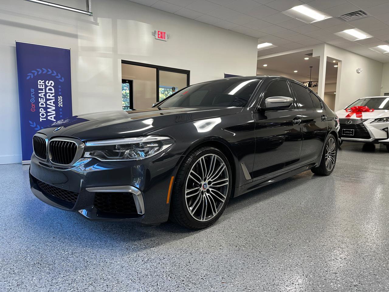 Used 2018 BMW M550i xDrive AWD/4WD image 4