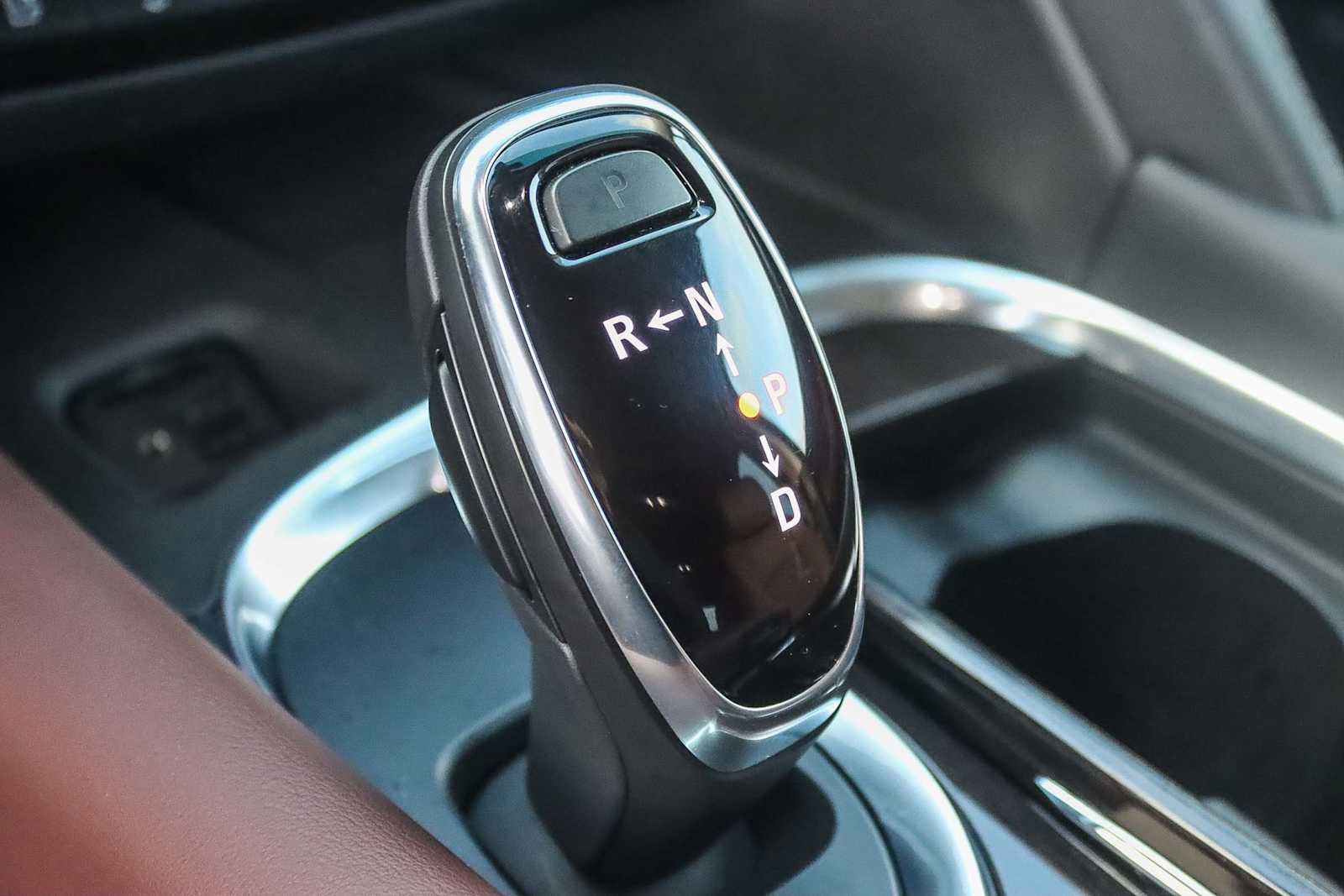 Used 2021 Buick Enclave Avenir w/ Avenir Technology Package image 18