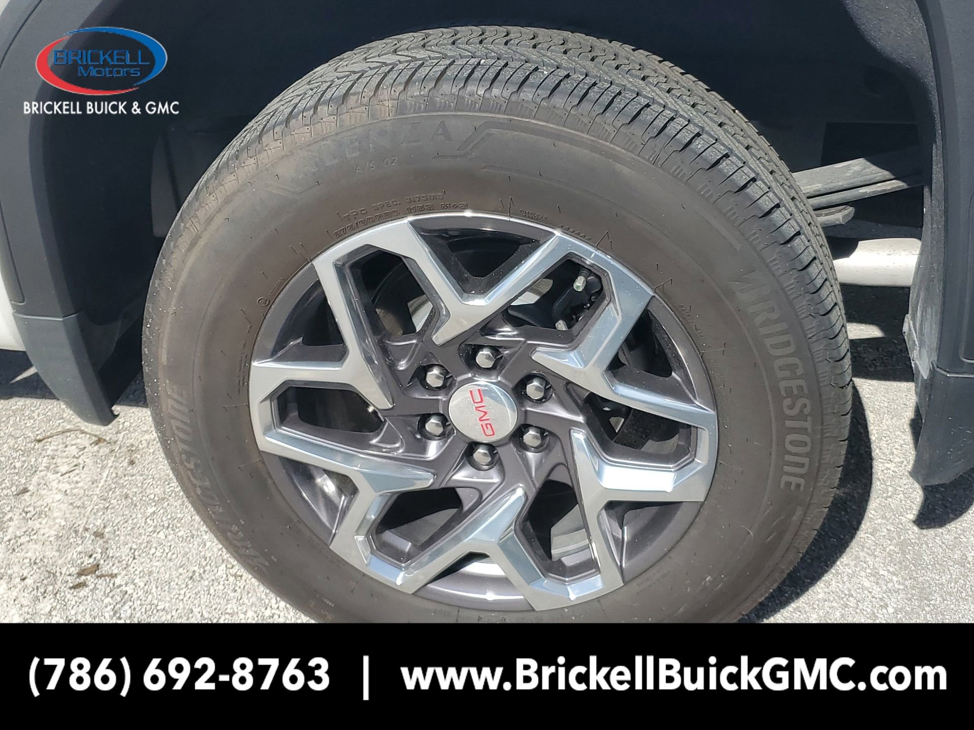 New 2025 GMC Sierra 1500 SLT w/ SLT Convenience Package image 5