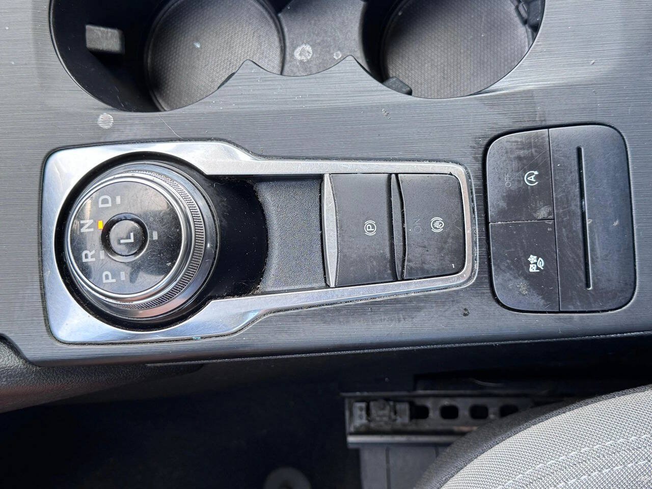 Used 2020 Ford Escape S AWD/4WD image 23