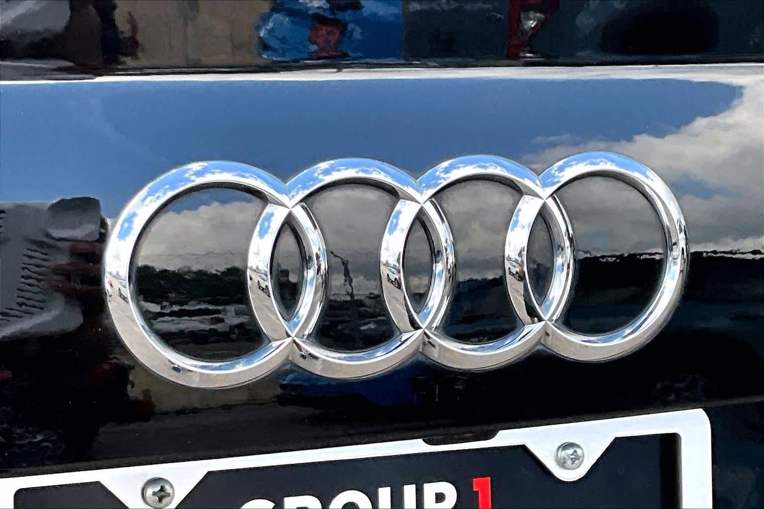 Used 2018 Audi Q7 3.0T Premium AWD/4WD image 31