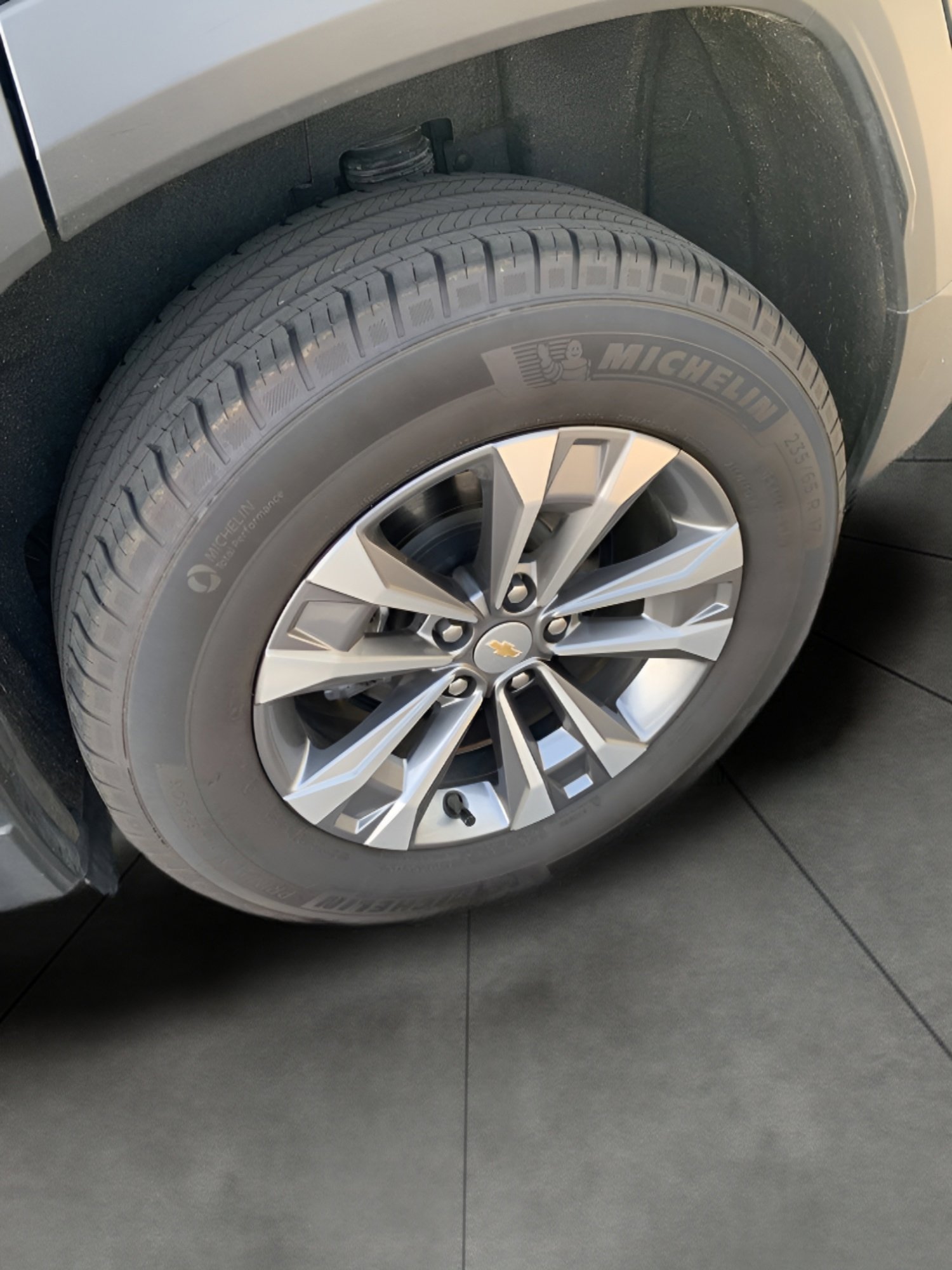 Used 2025 Chevrolet Equinox LT AWD/4WD image 27