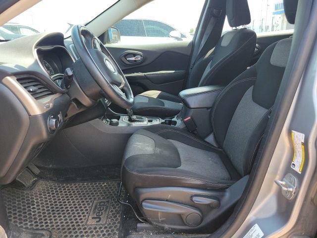 Used 2014 Jeep Cherokee Sport w/ Cold Weather Group AWD/4WD image 10