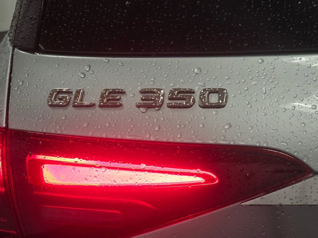 Used 2025 Mercedes-Benz GLE 350 4MATIC image 31