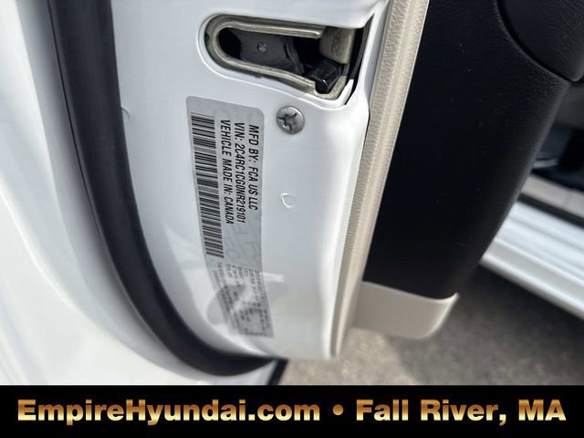 Used 2022 Chrysler Voyager LX image 19