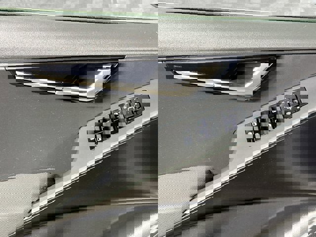 Used 2024 Kia Niro LX image 13