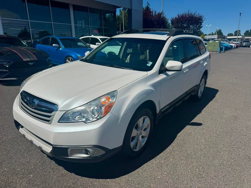 Used 2012 Subaru Outback 3.6R Limited w/ Moonroof Pkg