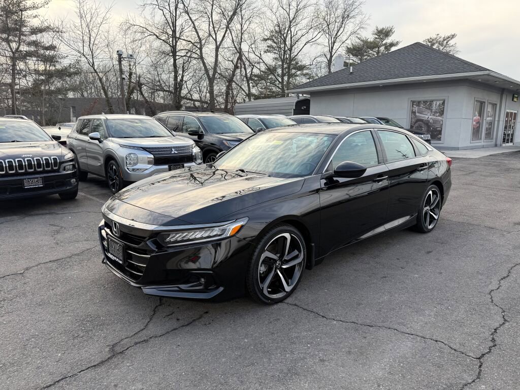 Used 2022 Honda Accord Sport image 3