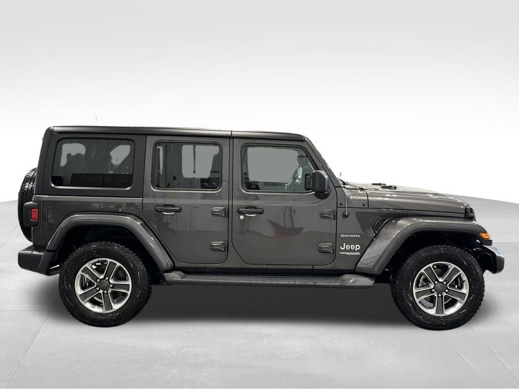 Used 2019 Jeep Wrangler Unlimited Sahara w/ Cold Weather Group AWD/4WD image 8