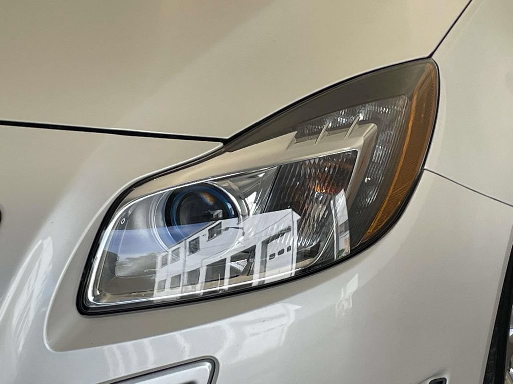 Used 2013 Buick Regal GS FWD image 10