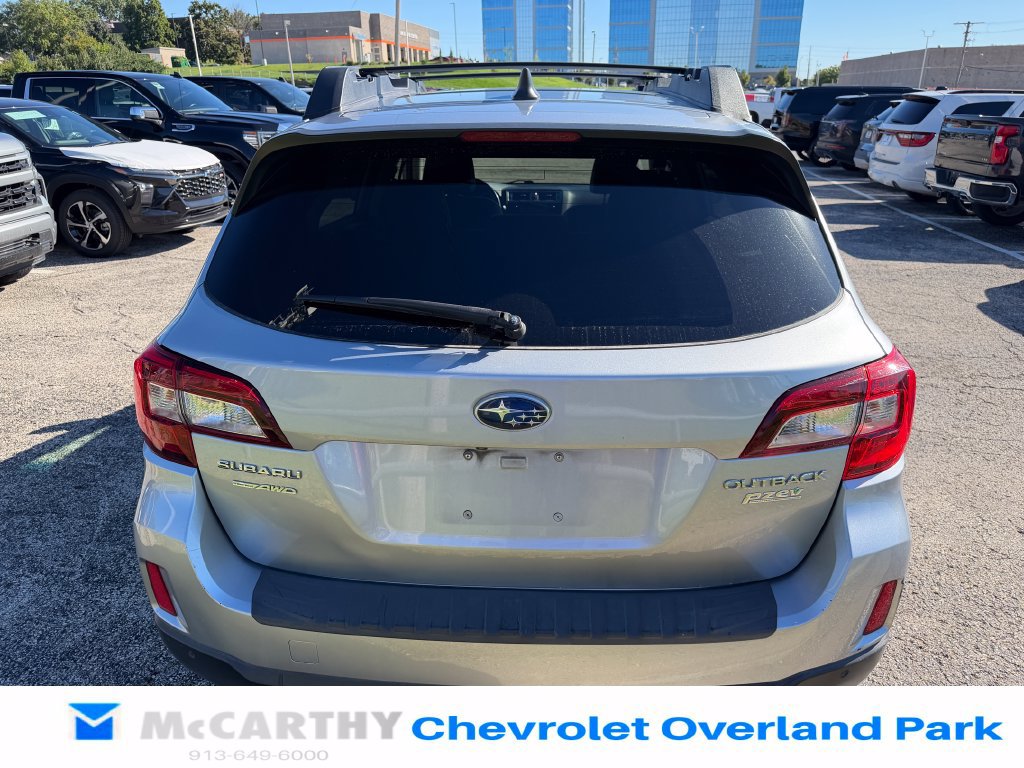 Used 2017 Subaru Outback 2.5i Limited AWD/4WD image 4