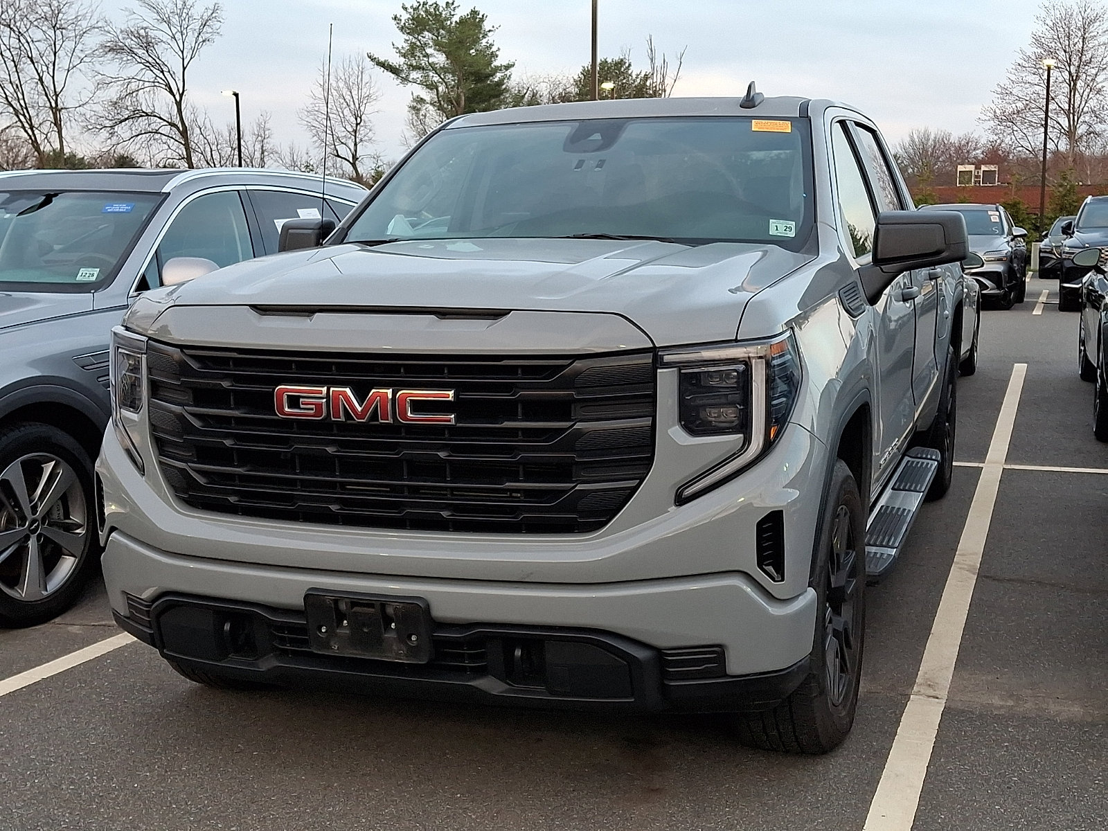 Used 2024 GMC Sierra 1500 Pro w/ Graphite Edition image 5