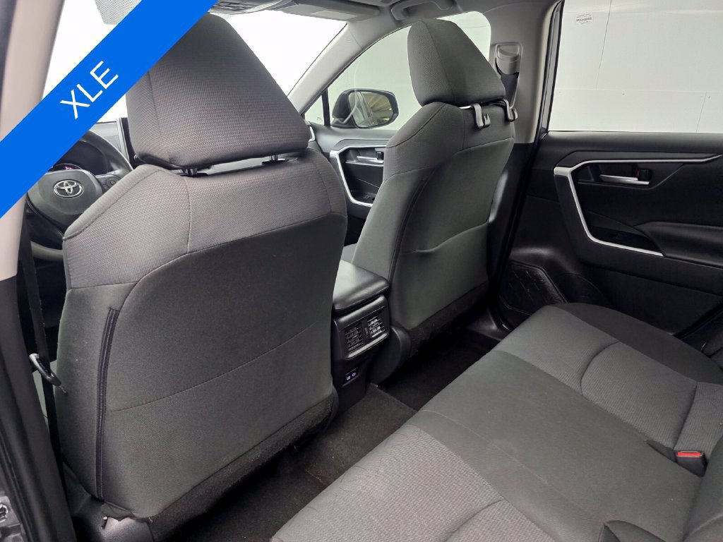 Used 2025 Toyota RAV4 XLE w/ Convenience Package FWD image 15