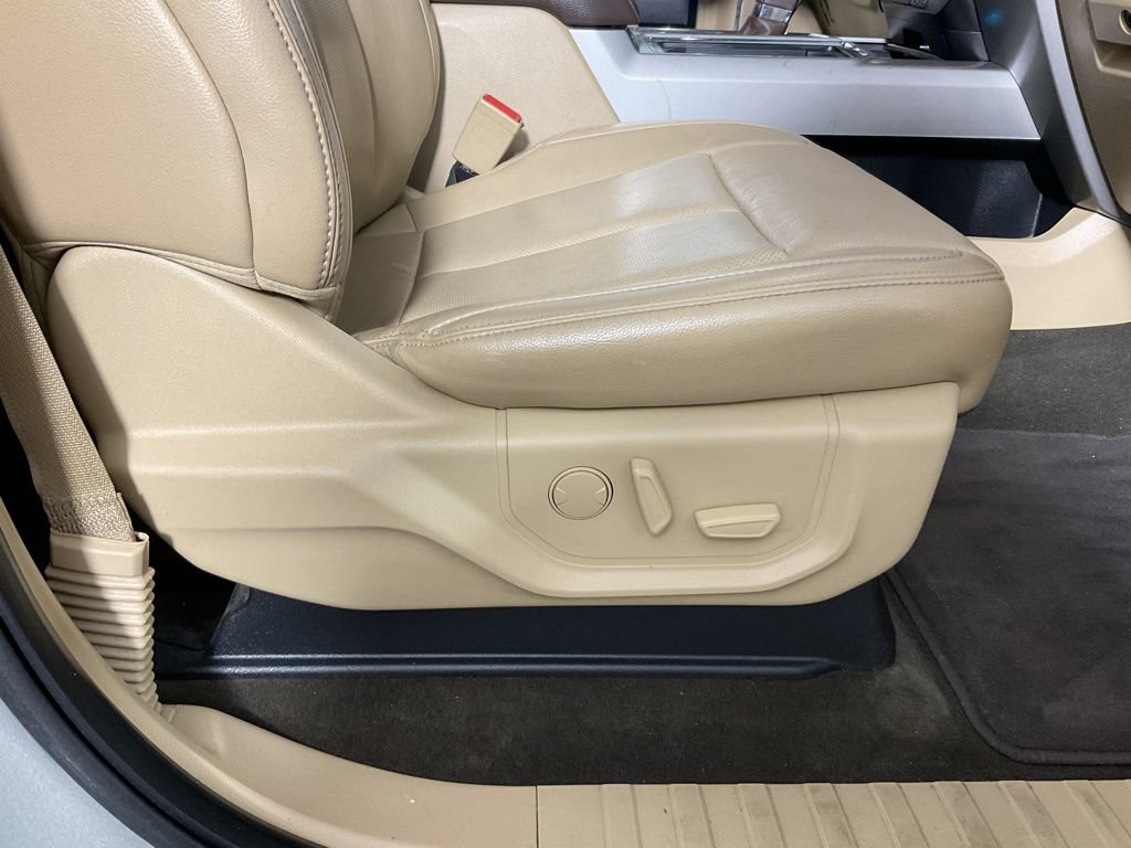 Used 2019 Ford F150 Lariat w/ Equipment Group 502A Luxury AWD/4WD image 39