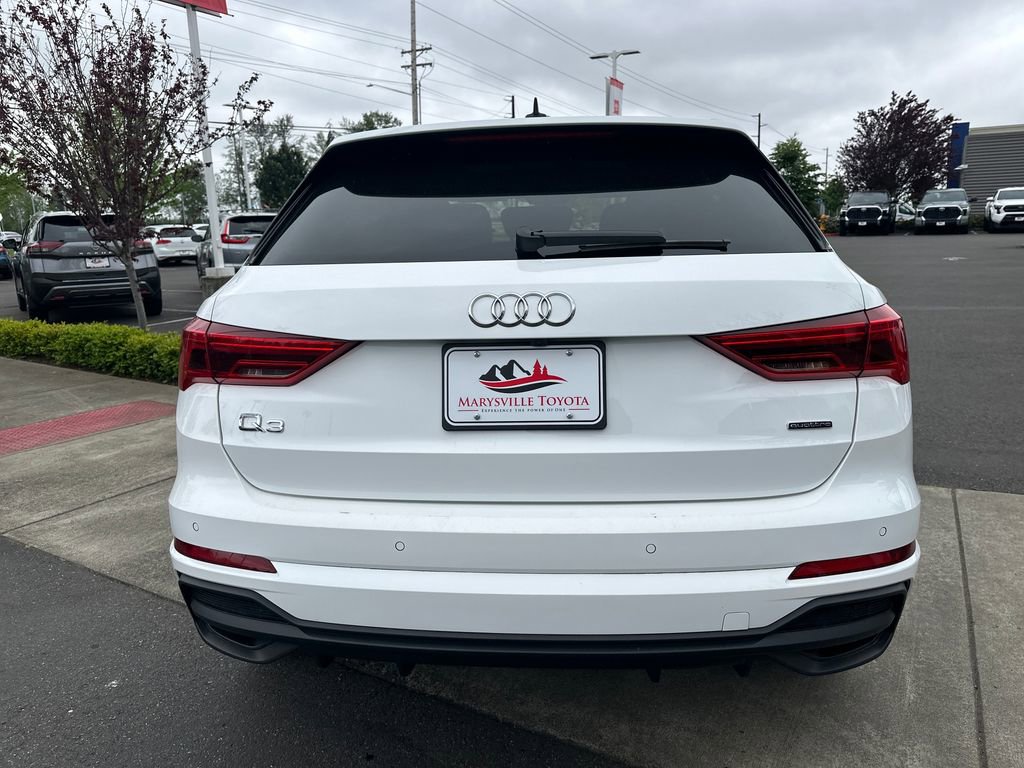 Used 2023 Audi Q3 2.0T Premium AWD/4WD image 4