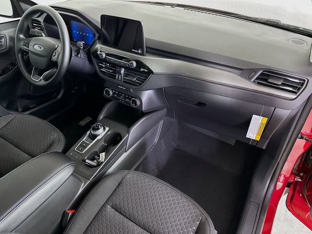 New 2026 Ford Escape Active FWD image 32