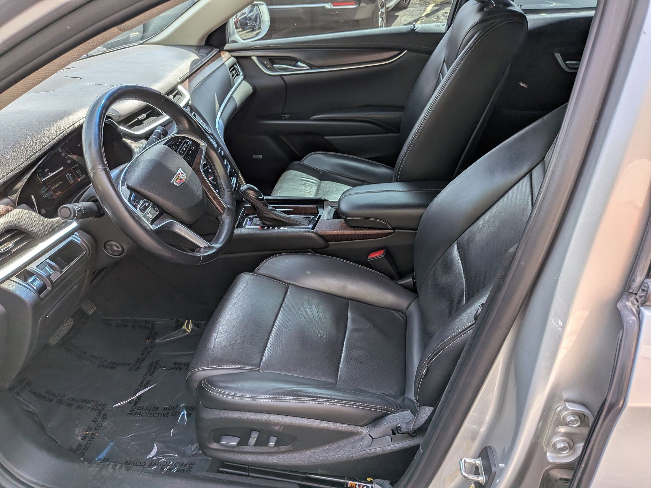 Used 2019 Cadillac XTS Luxury image 23