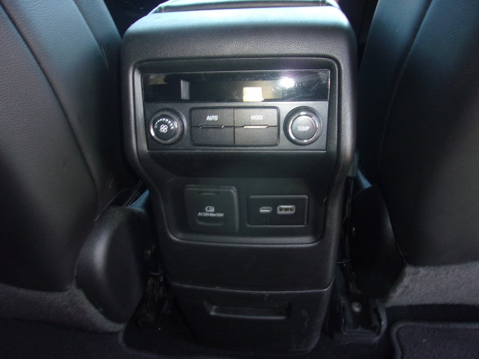 Used 2020 GMC Acadia SLT AWD/4WD image 23