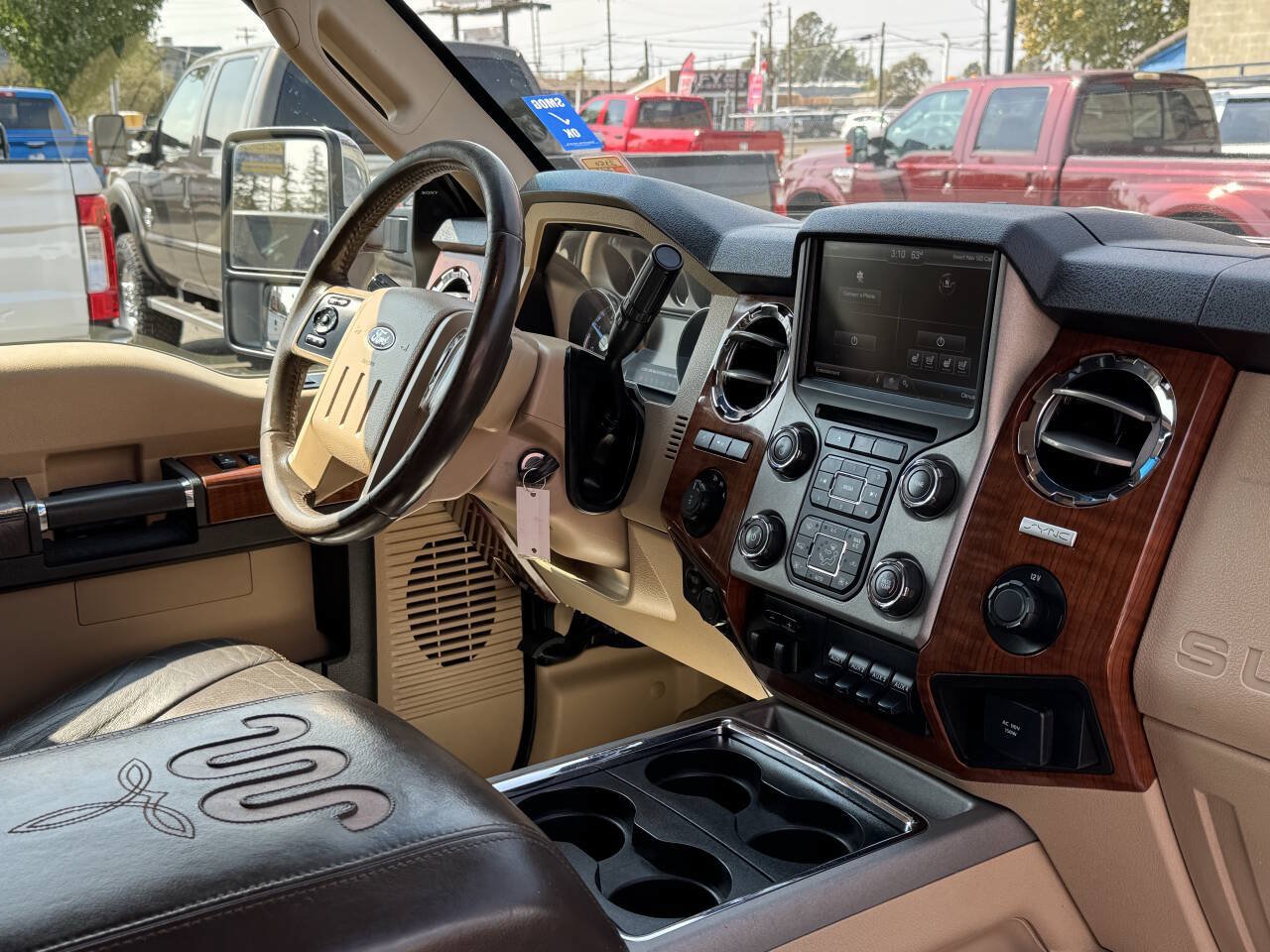 Used 2016 Ford F250 King Ranch w/ FX4 Off-Road Package AWD/4WD image 14