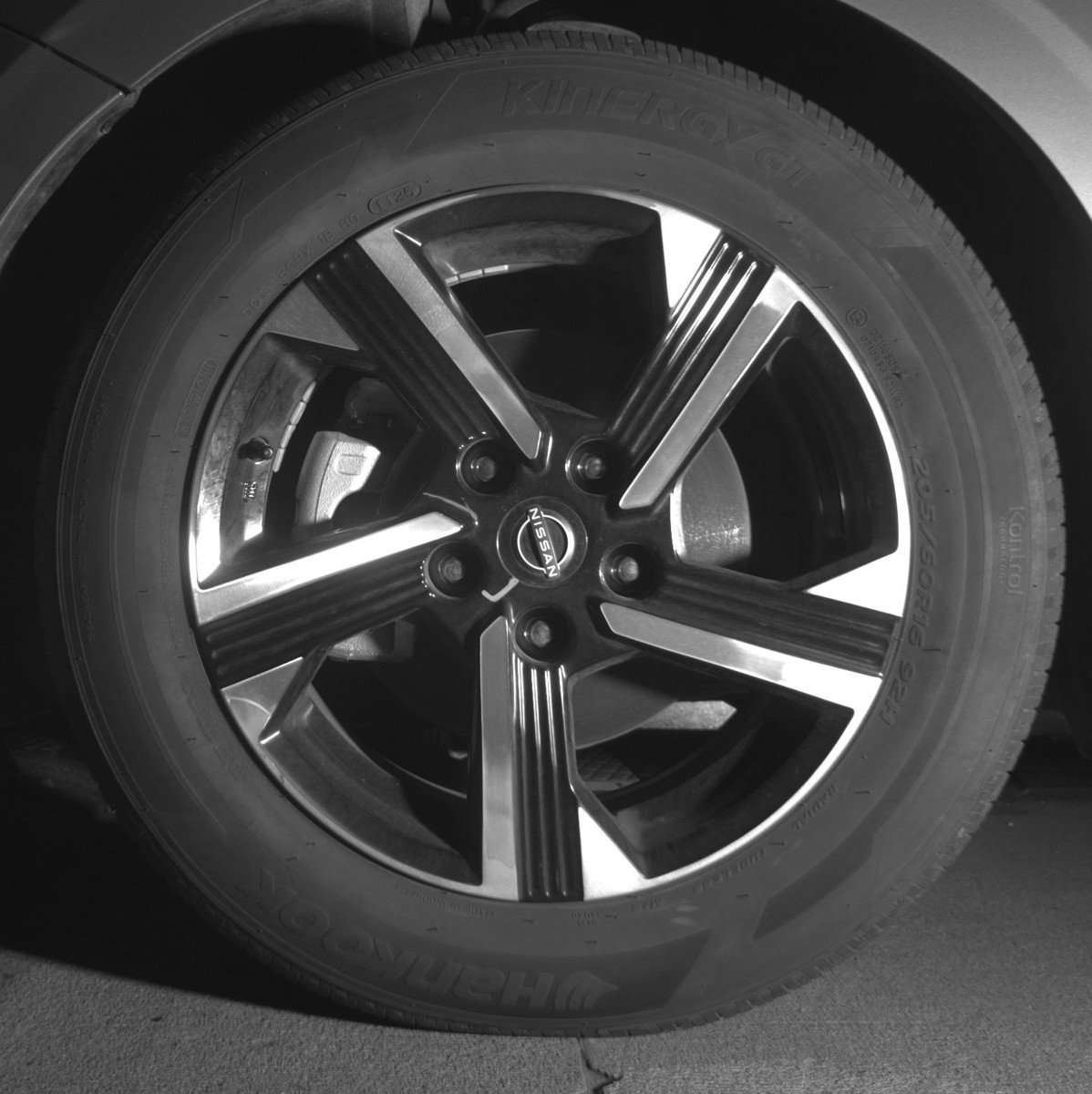 Used 2025 Nissan Sentra SV image 12