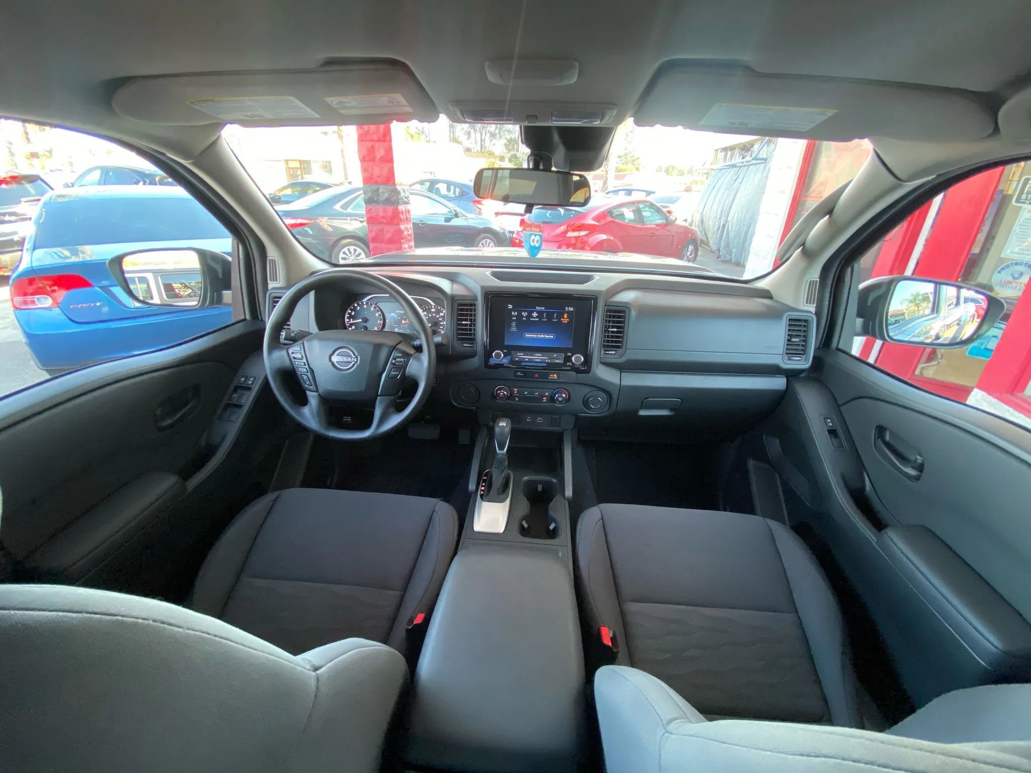 Used 2024 Nissan Frontier S image 25