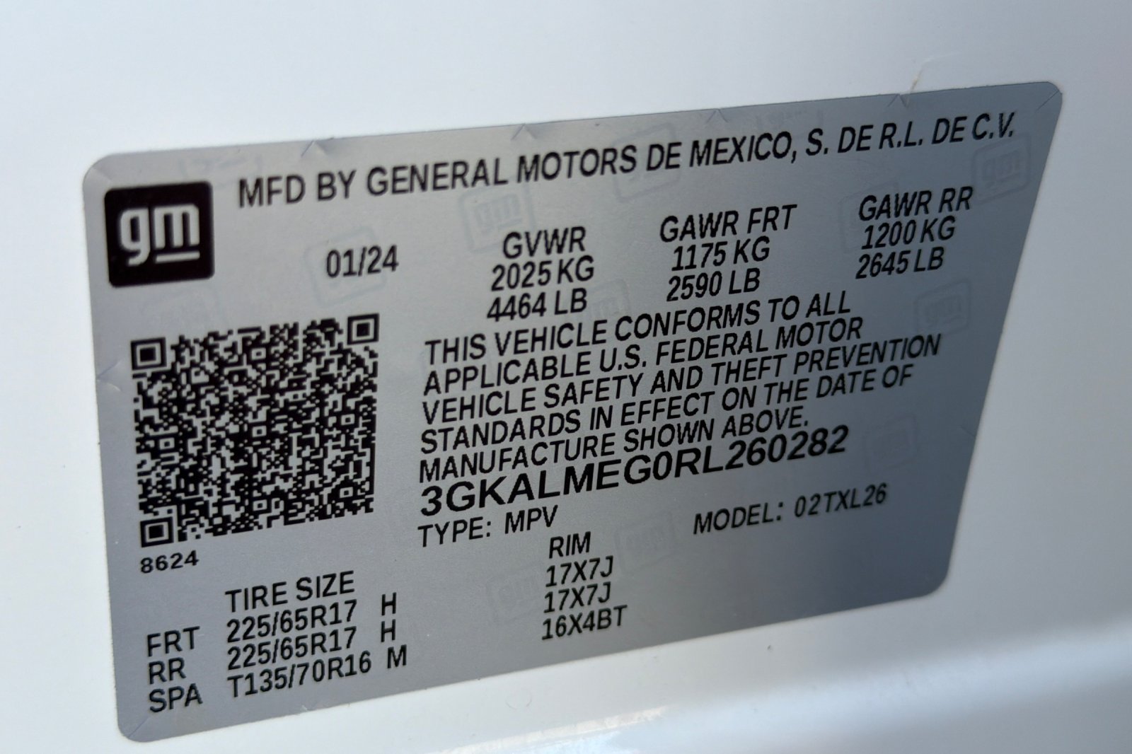 Used 2024 GMC Terrain SLE FWD image 43