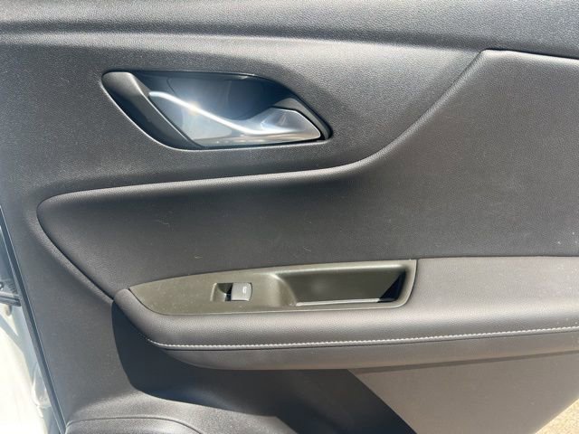 Used 2025 Chevrolet Blazer LT image 30