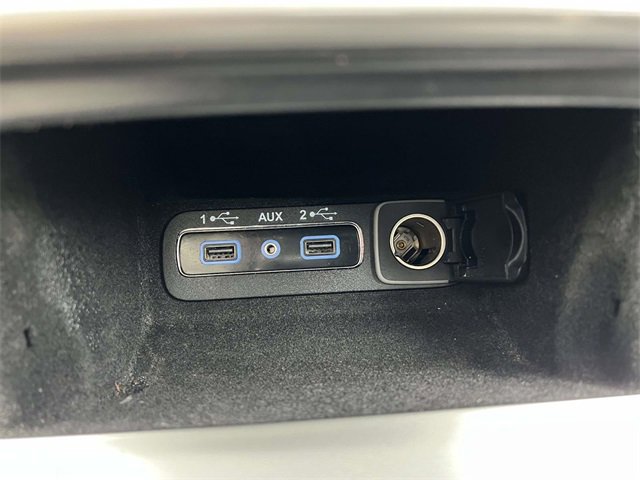 Used 2019 Jeep Grand Cherokee Limited w/ Trailer Tow Group IV image 21