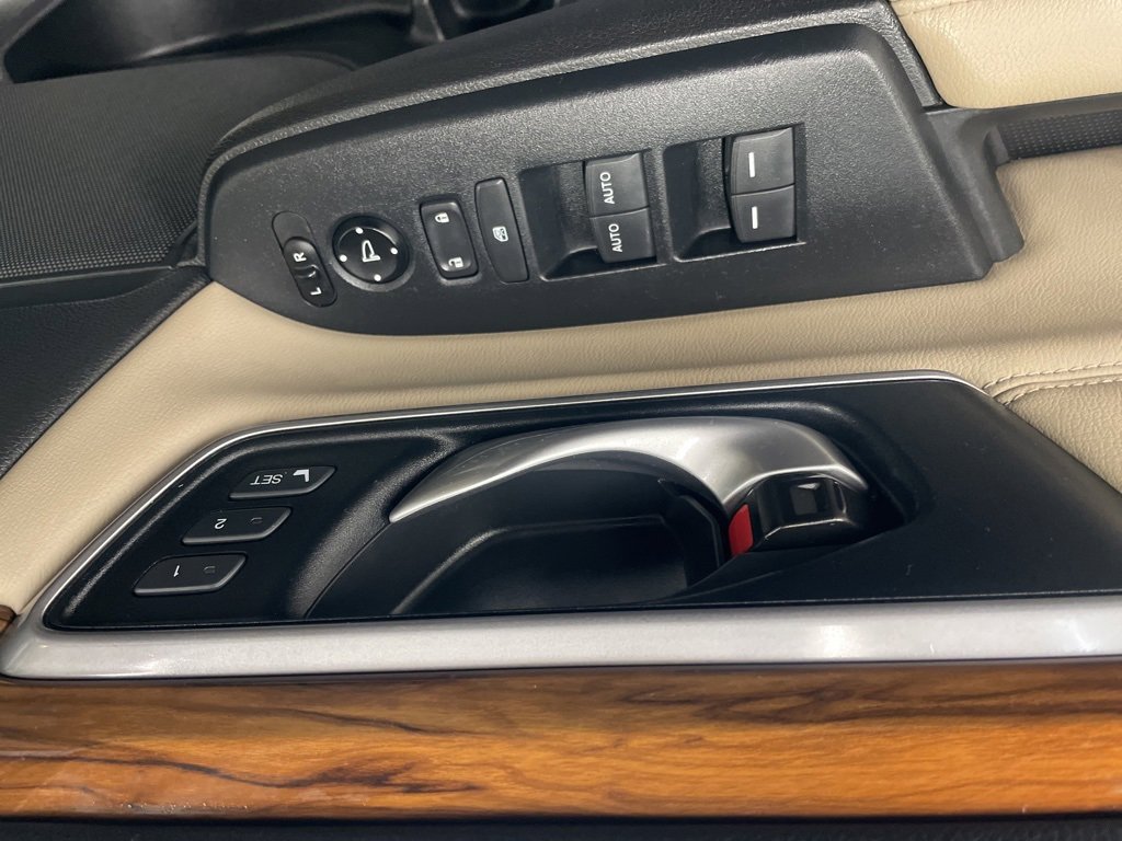 Used 2017 Honda CR-V EX-L image 16