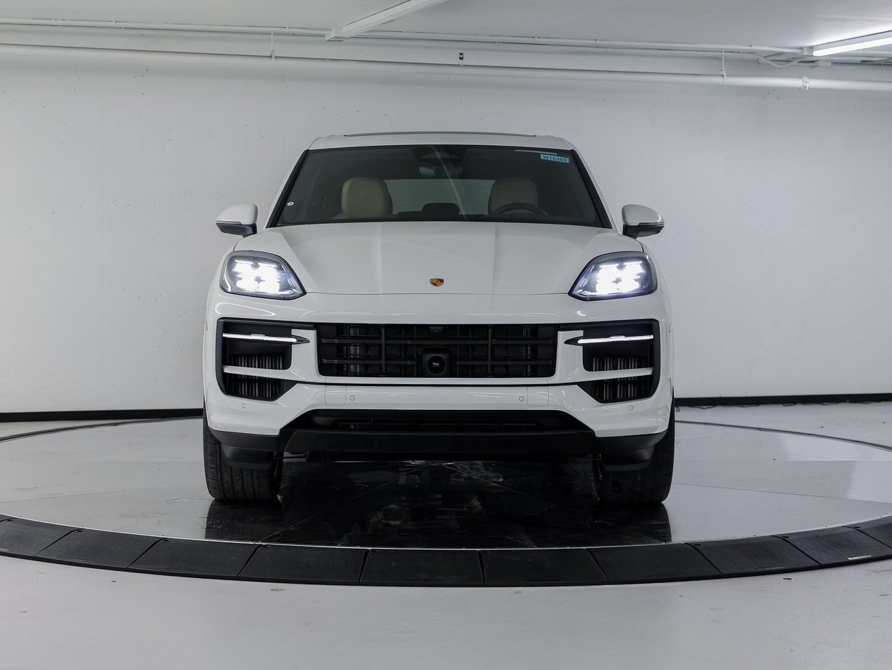 Certified 2026 Porsche Cayenne AWD/4WD image 9