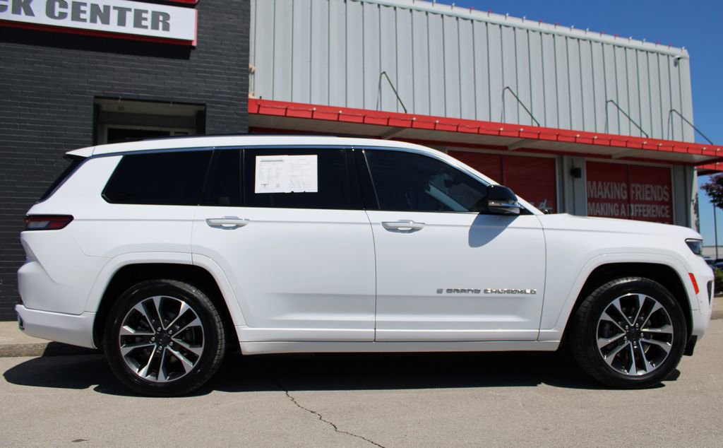 Used 2022 Jeep Grand Cherokee L Overland AWD/4WD image 17