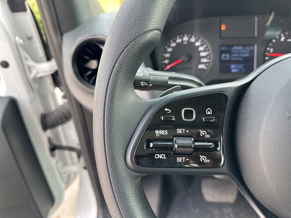Used 2022 Mercedes-Benz Sprinter 3500 image 44