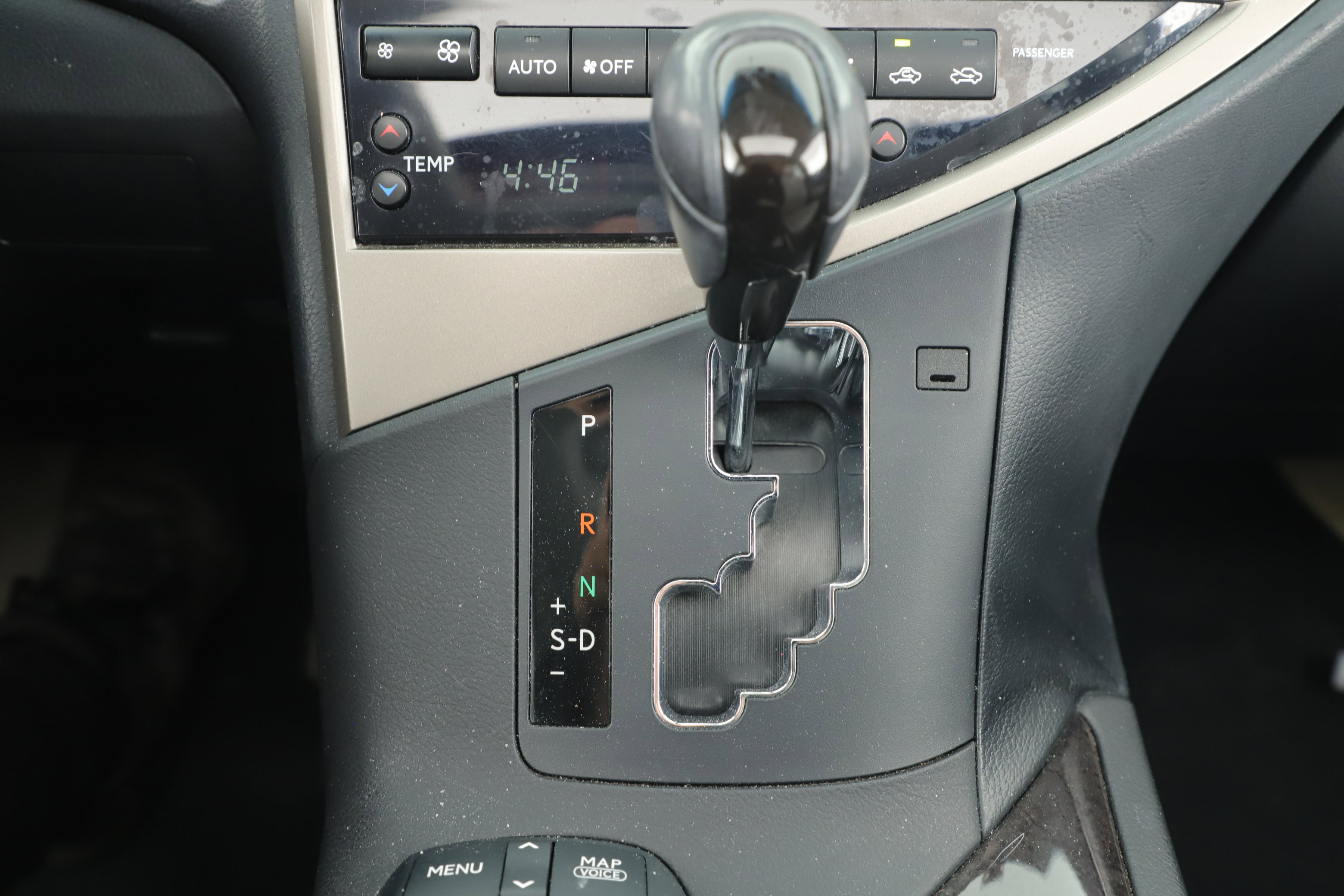 Used 2014 Lexus RX 450h FWD image 4