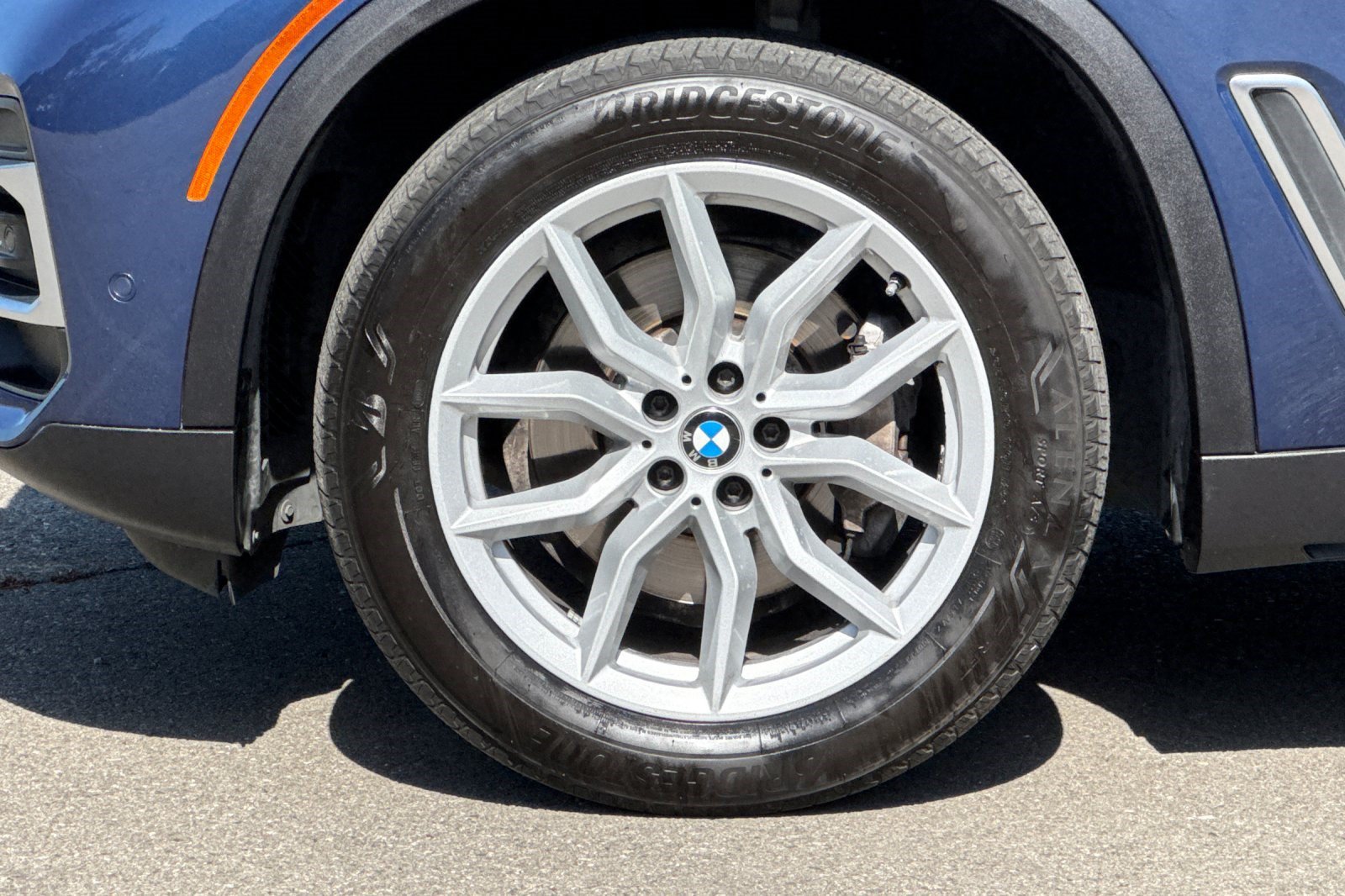 Certified 2023 BMW X5 xDrive40i w/ Premium Package AWD/4WD image 38