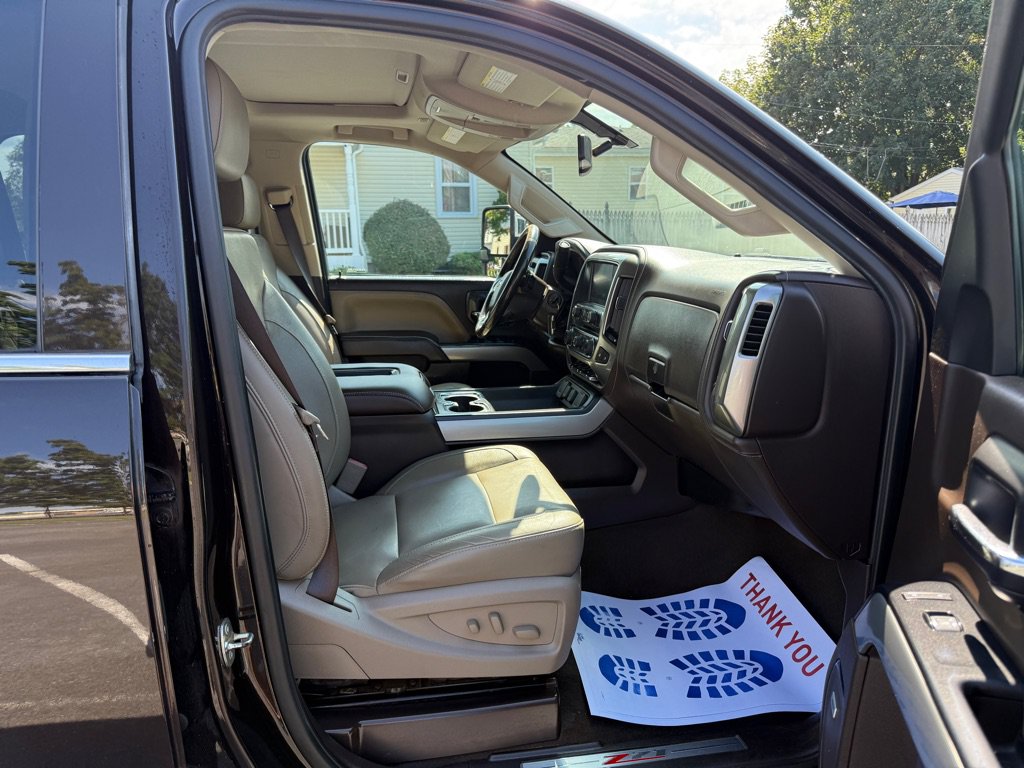 Used 2019 Chevrolet Silverado 2500 LTZ w/ Vortec Plus Package AWD/4WD image 7
