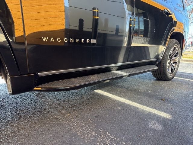 Used 2024 Jeep Wagoneer Series II image 6