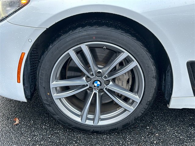 Used 2019 BMW 750i xDrive w/ Executive Package image 11